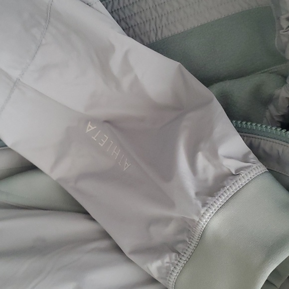 Athleta Evolve Hybrid Fleece Jacket Women’s size SP (petite) Minimalistic Grey - Picture 8 of 9